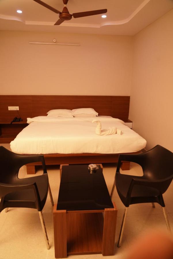Swagath Residency Kakinada Bagian luar foto