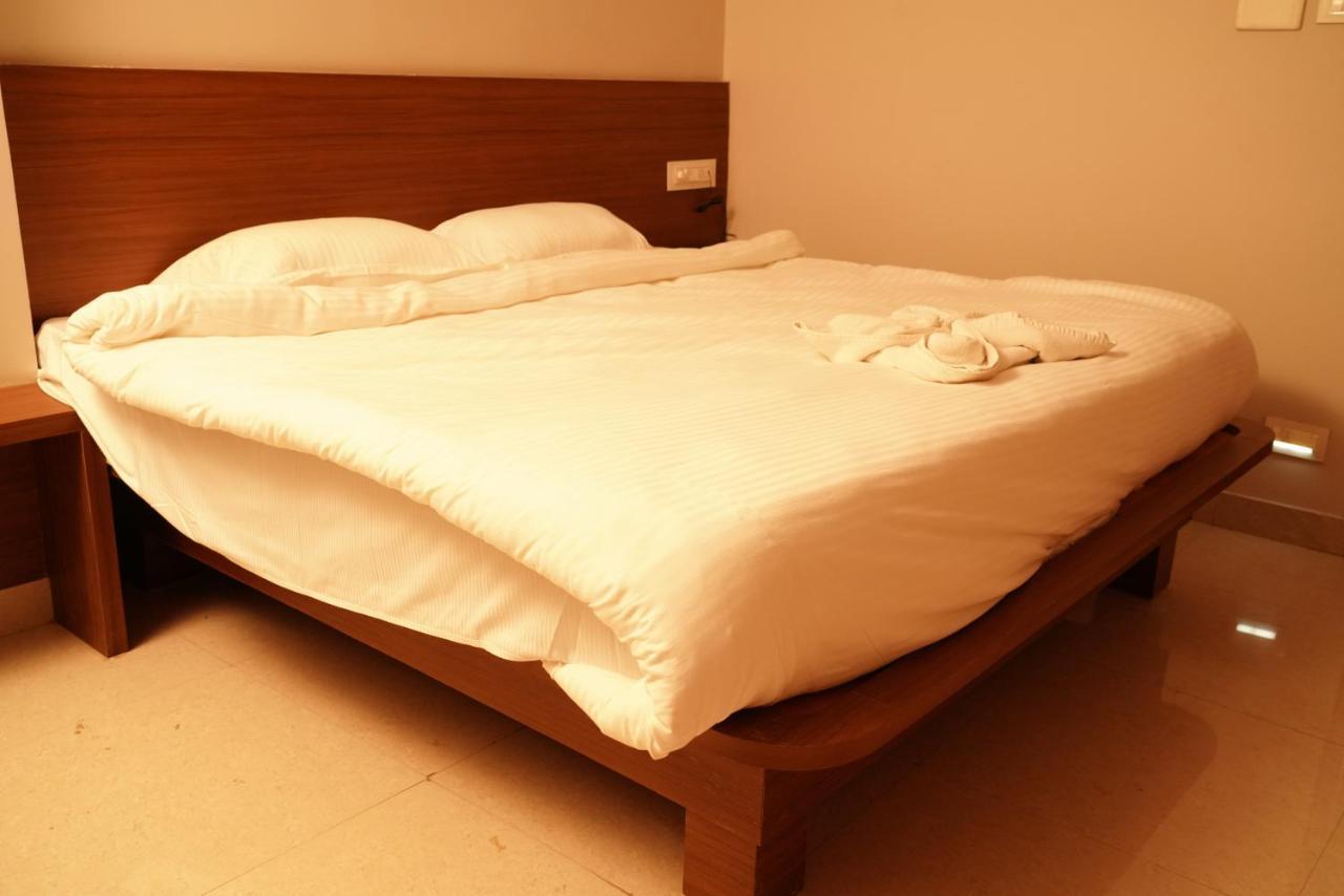 Swagath Residency Kakinada Bagian luar foto